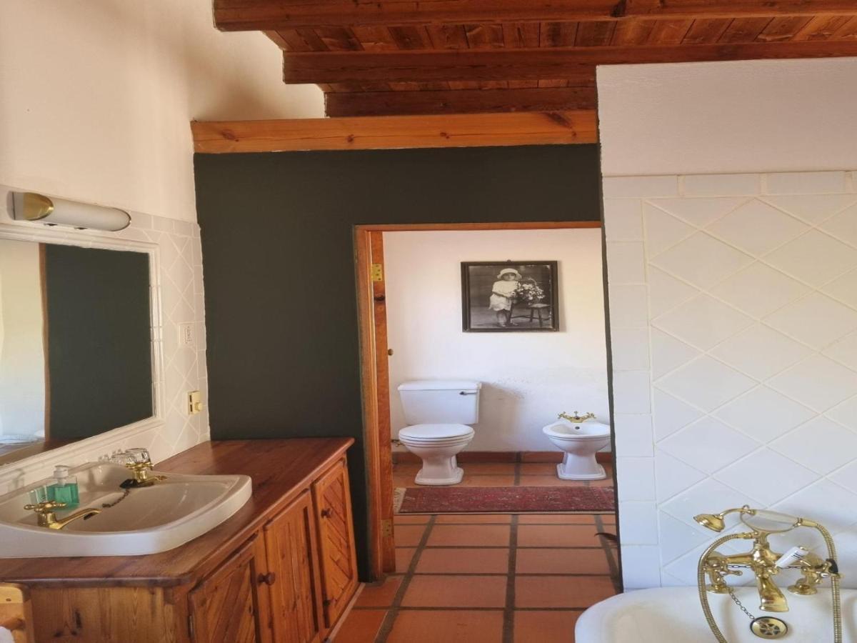 Red Mountain Ridge Karoo Oasis And Guest Farm Apartment Buffelskloof Exterior photo